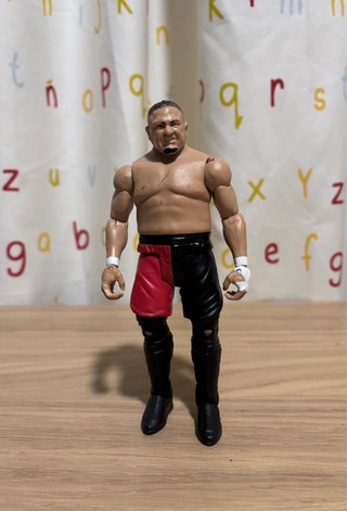 Figura Mattel WWE Samoa Joe