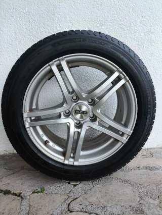 Llantas R17 con neumáticos de invierno Michelin