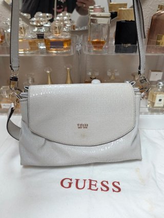 Bolso Guess Bandolera Gris