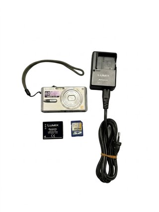 Cámara Panasonic Lumix DMC-FX9 (Para reparar)
