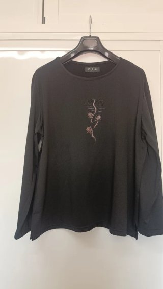 Blusa negra manga larga