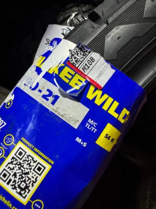Neumático Michelin Anakee Wild 90/90-21 54R