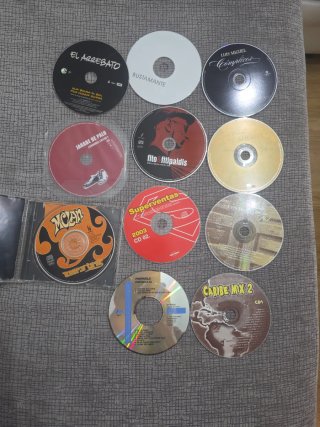 Lote de 11 CDs de Música Variada