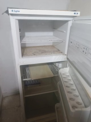 Nevera Lynx de dos puertas