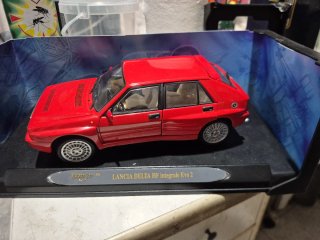 Maqueta Lancia Delta HF Integrale Evo 2 1:18