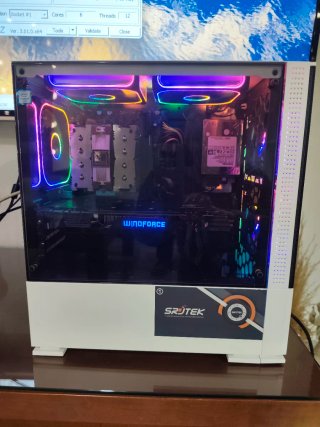 Torre Gamer con Iluminación RGB Venta en persona