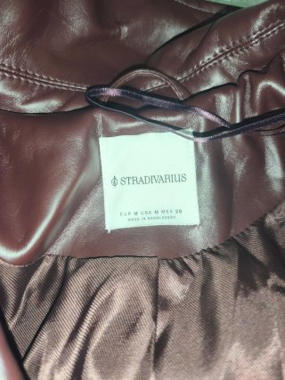 Gabardina Stradivarius Burdeos Talla M