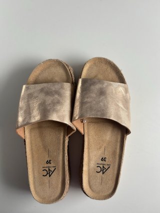 Sandalias Ann Christine Doradas Talla 39