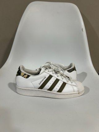 Zapatillas Adidas Superstar Blancas y Verdes