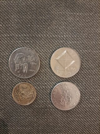 Set di 4 monete commemorative da 100 lire Italia