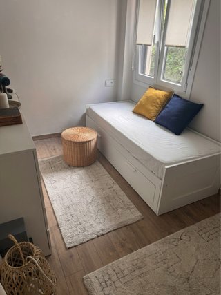 Cama diván Brimnes Ikea blanca + 2 colchones