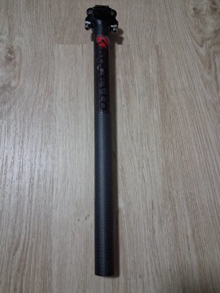 Tija de Carbono y Aluminio 27.2mm