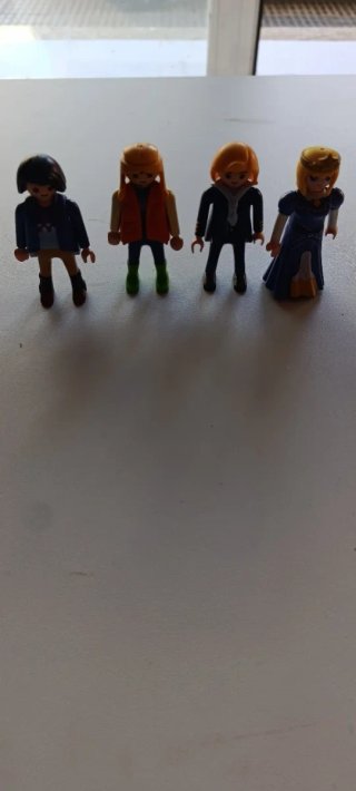 Set de 4 Muñecos Playmobil