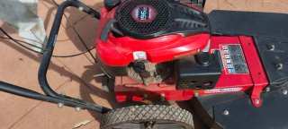 Desbrozadora GeoTech 196cc