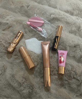 Lote de maquillaje Charlotte Tilbury