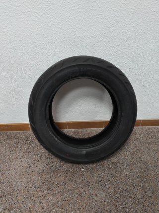 Neumático Trasero Motocicleta Metzeler.