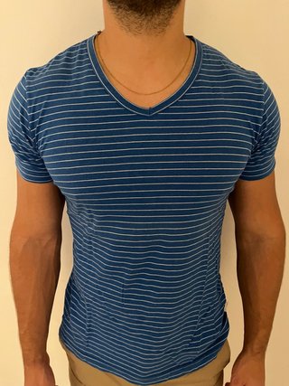 Camiseta de rayas azul