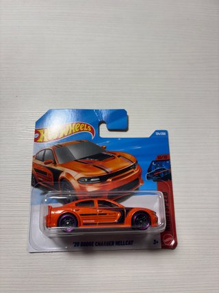 Hot Wheels '20 Dodge Charger Hellcat