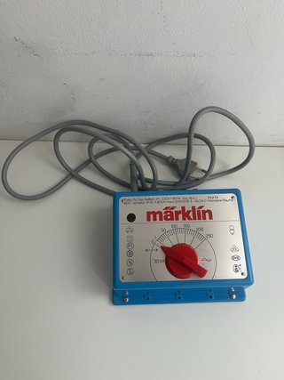 Transformador Märklin 6631 para trenes