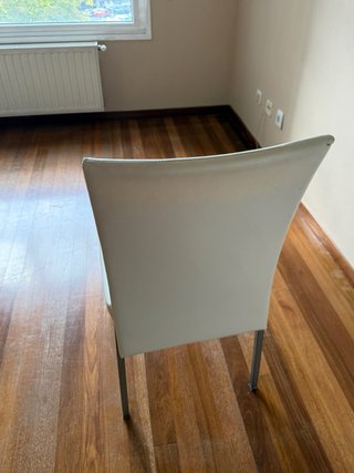 3 sillas de Comedor Blanca