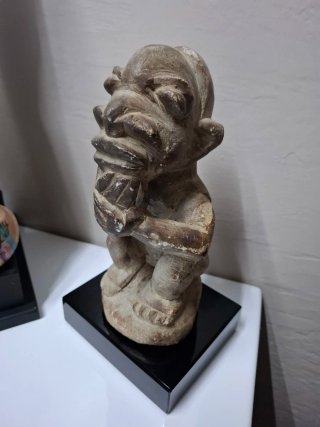 Figura Nomoli de piedra Sierra Leona