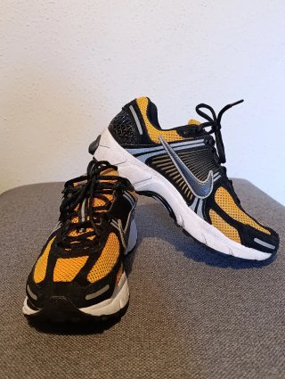 Zapatillas Nike Vomero Zoom 5