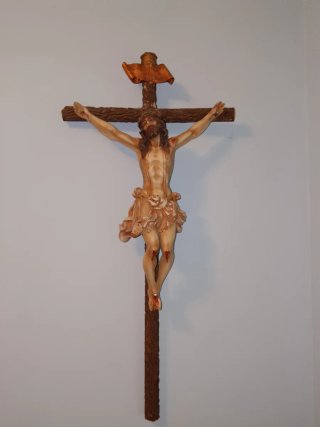 Figura de Cristo en Cruz