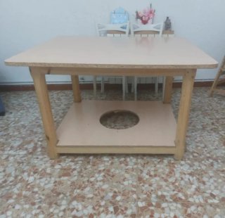 Mesa camilla con faldillas