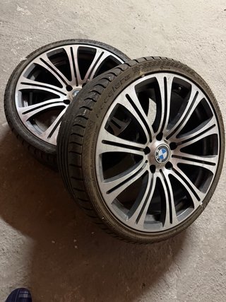 Llantas BMW con neumáticos, Disponible solo 2