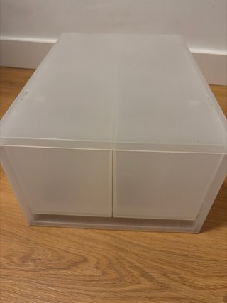 Caja de almacenamiento transparente