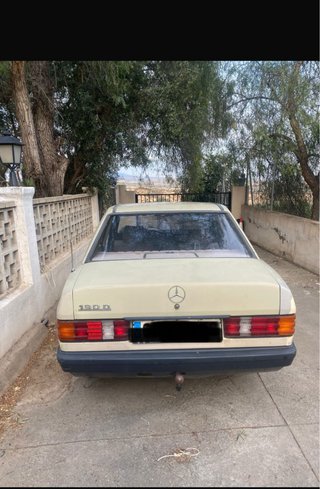 Mercedes-Benz 190 1986
