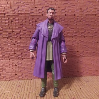 Figura Marvel Legends El Que Permanece
