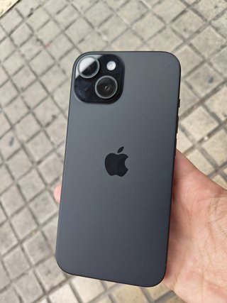iPhone 15 Nero