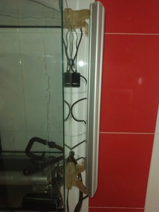 Acuario con Mueble, Filtro y Luz