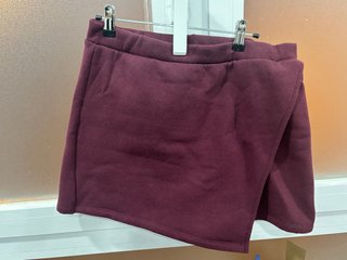 Falda pantalón color morado