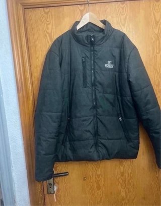 Chaqueta de plumas Munich negra