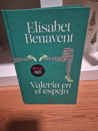Valeria en el espejo