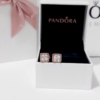 Pendientes Pandora Cuadrados