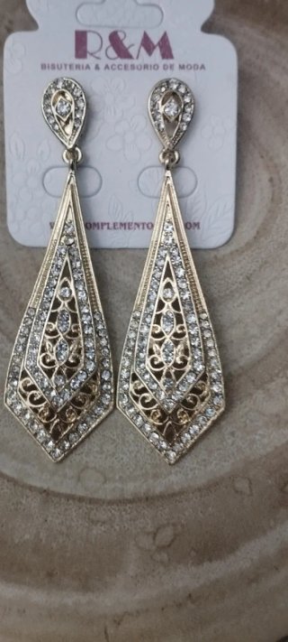 Pendientes Largos R&M Dorados
