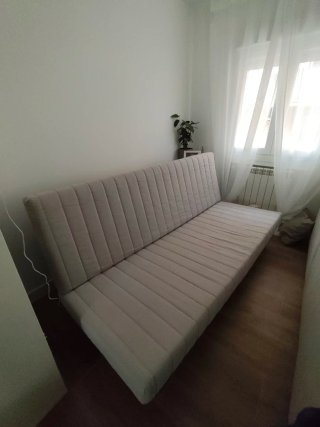 Sofá cama IKEA Beddinge, con cajón almacenaje
