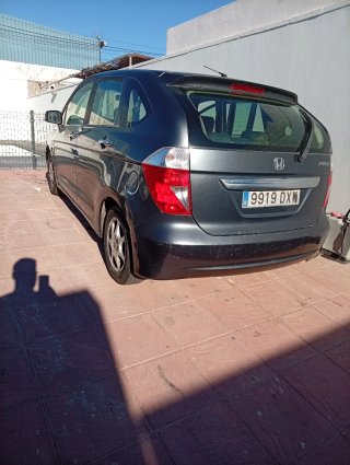 Honda FR-V 2006