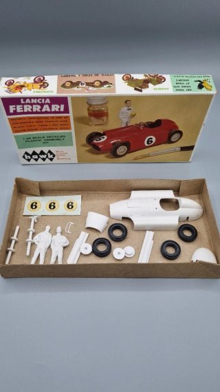 Maqueta HAWK Lancia Ferrari D50 1/32 (1968)