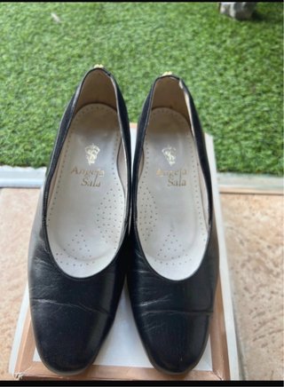 Zapatos de vestir Angela Sala negros Talla 39