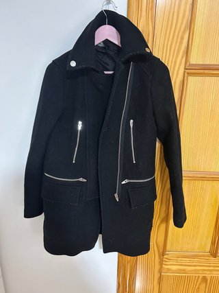 Cazadora negra Zara