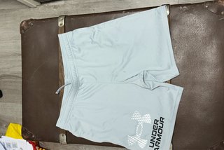 Pantalón Under Armour Gris
