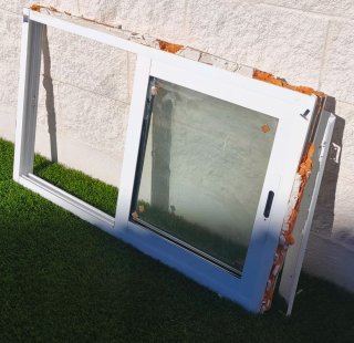 Ventana Corredera Blanca