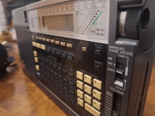Radio Sony ICF-2001D