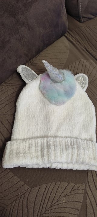Gorro de Pelo con Diseño de Unicornio