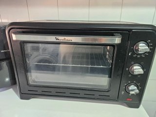 Horno de Sobremesa Moulinex Negro