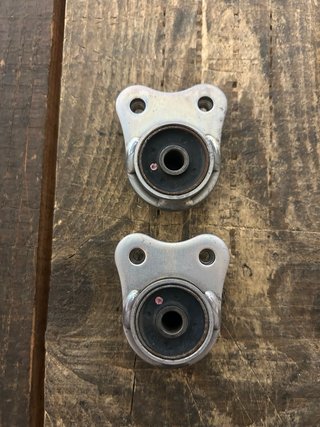Silentblocks de escape para Yamaha R7